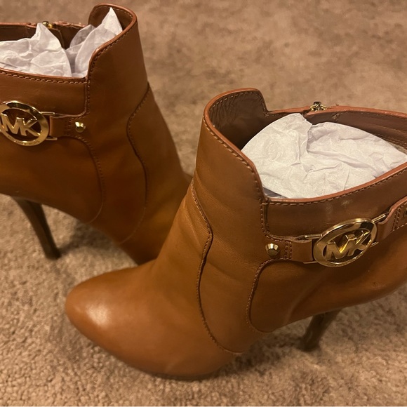 MICHAEL Michael Kors Shoes - slightly used Michael Kors ankle boots. Great condition,8 1/2 size women’s boot.